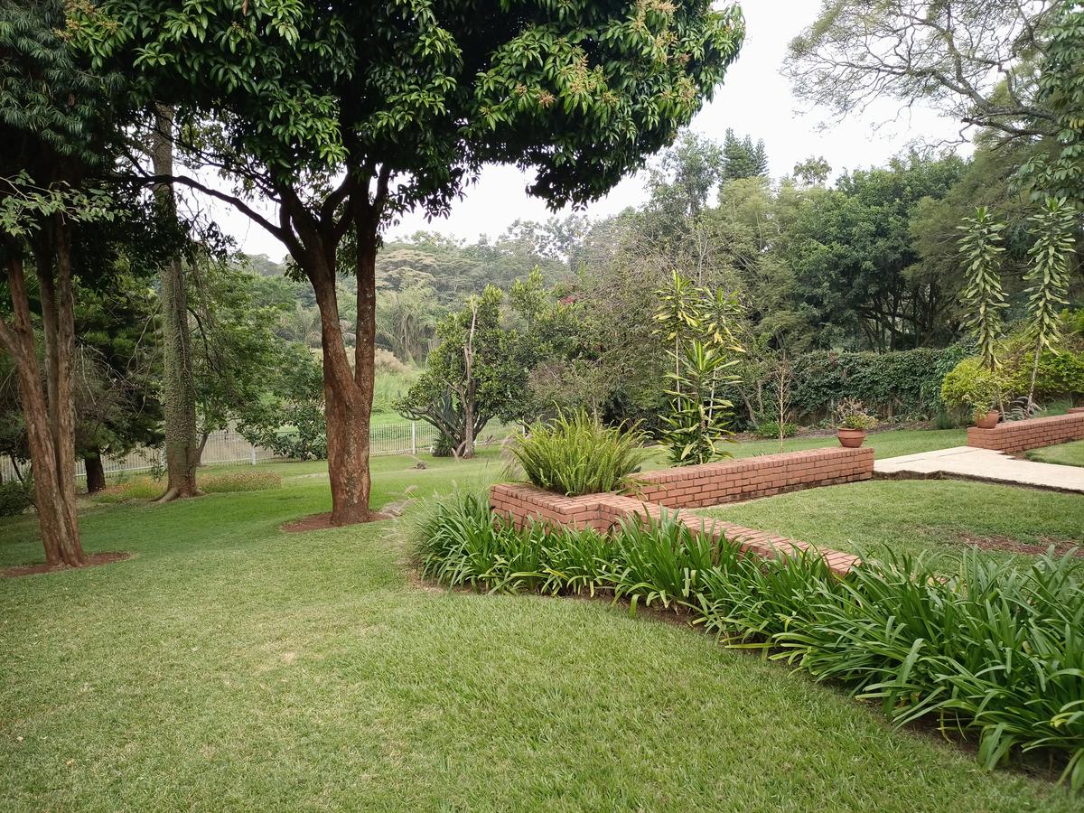 5 Bed House with En Suite in Gigiri - 16