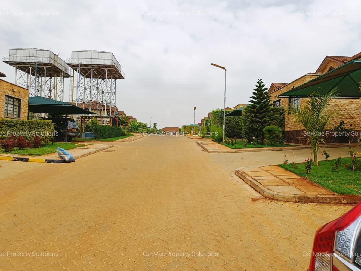 4 Bed Townhouse with En Suite in Kiambu Road - 16