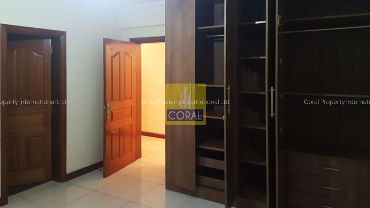 3 Bed Apartment with Borehole in Parklands - 12