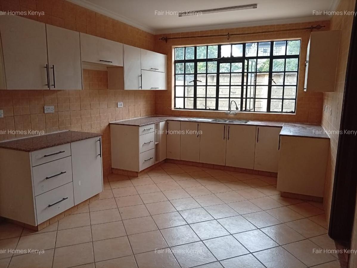 4 Bed Townhouse with En Suite at James Gichuru - 2
