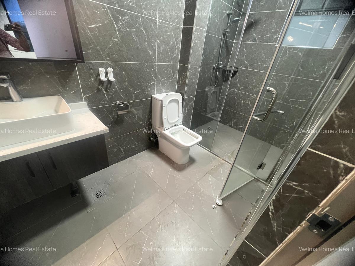 2 Bed Apartment with En Suite in Lavington - 7