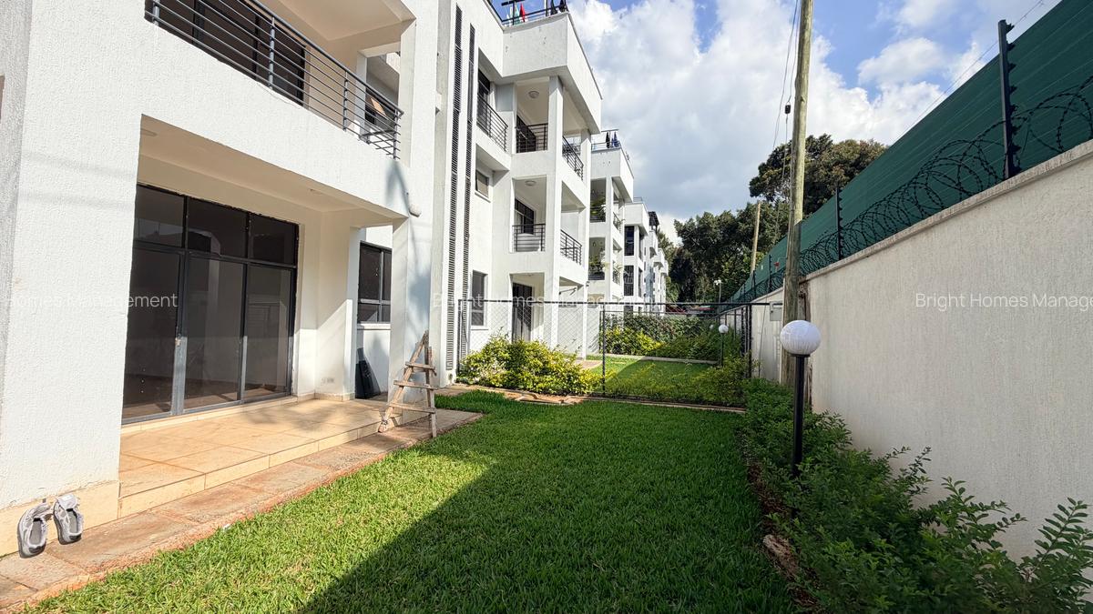 4 Bed Townhouse with En Suite in Lavington - 2