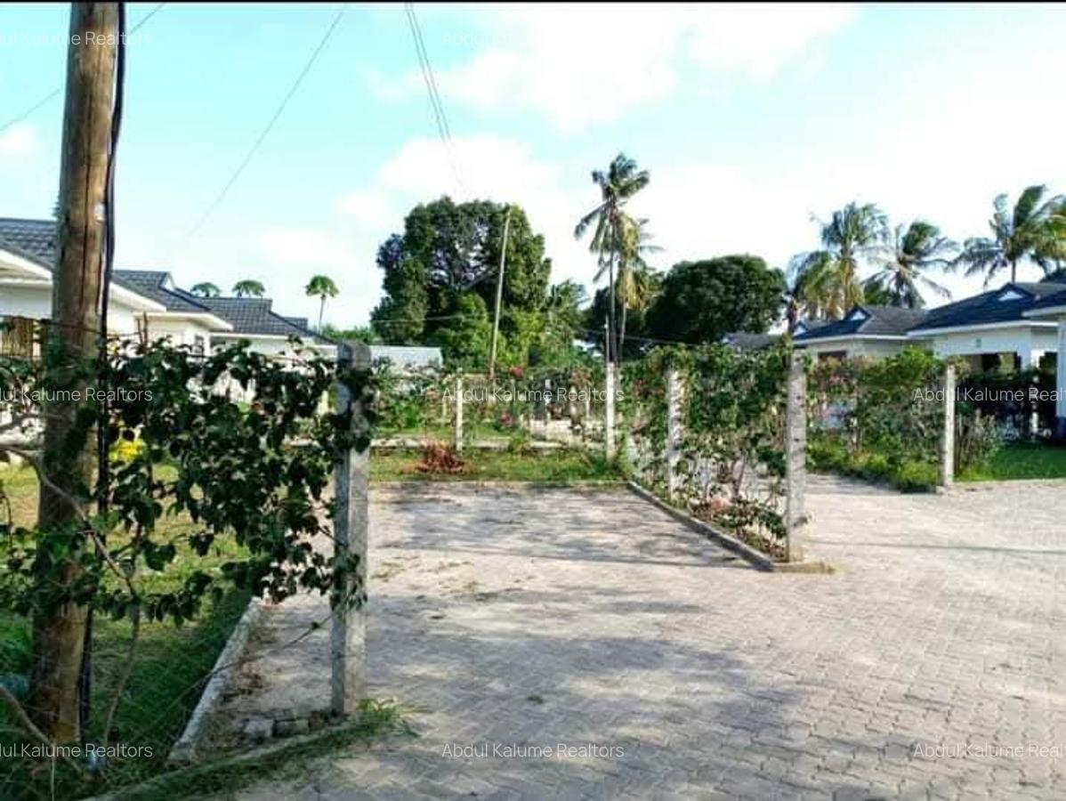 3 Bed Townhouse with En Suite at Bamburi - 5