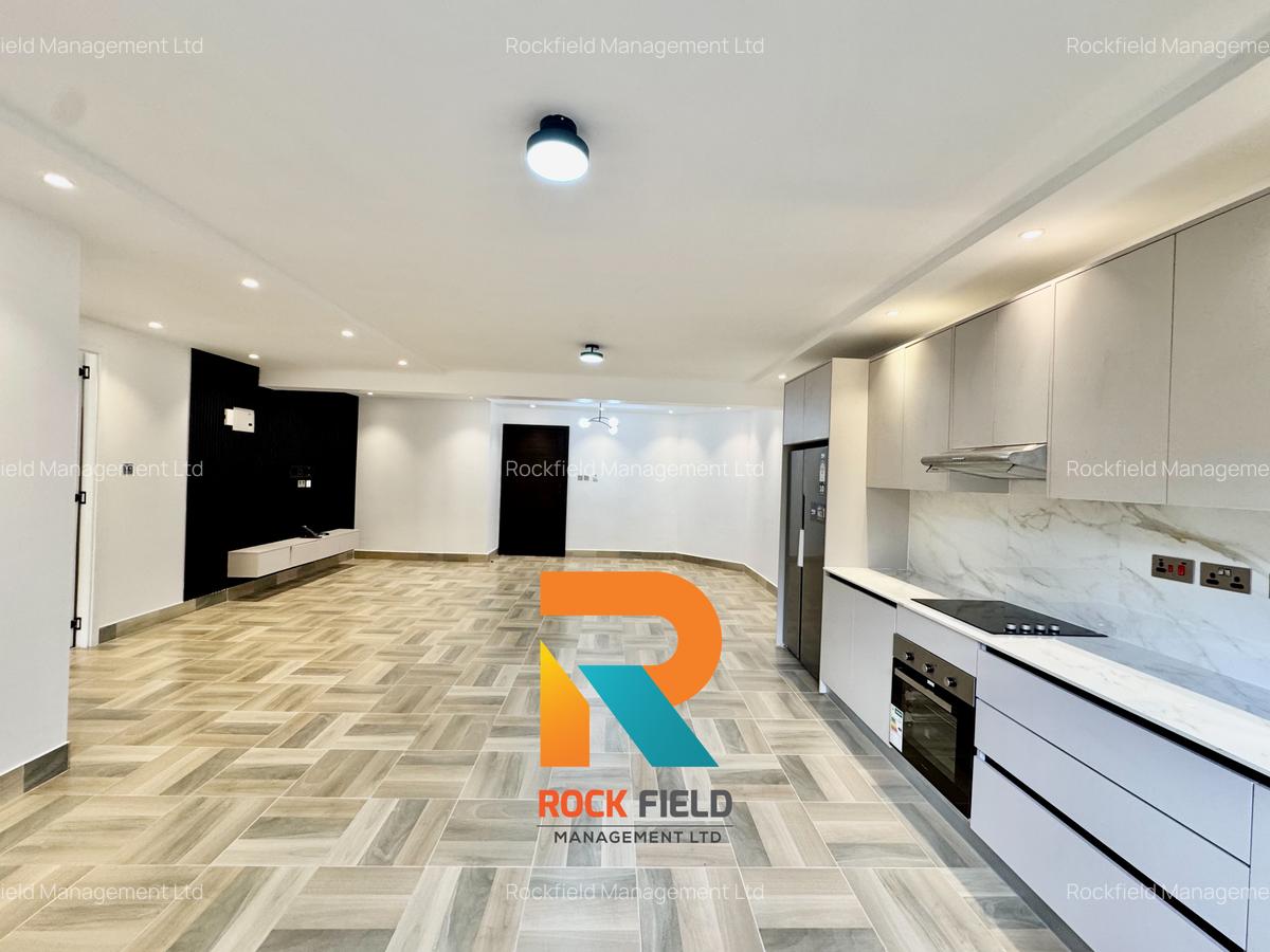 1 Bed Apartment with En Suite in Brookside - 9