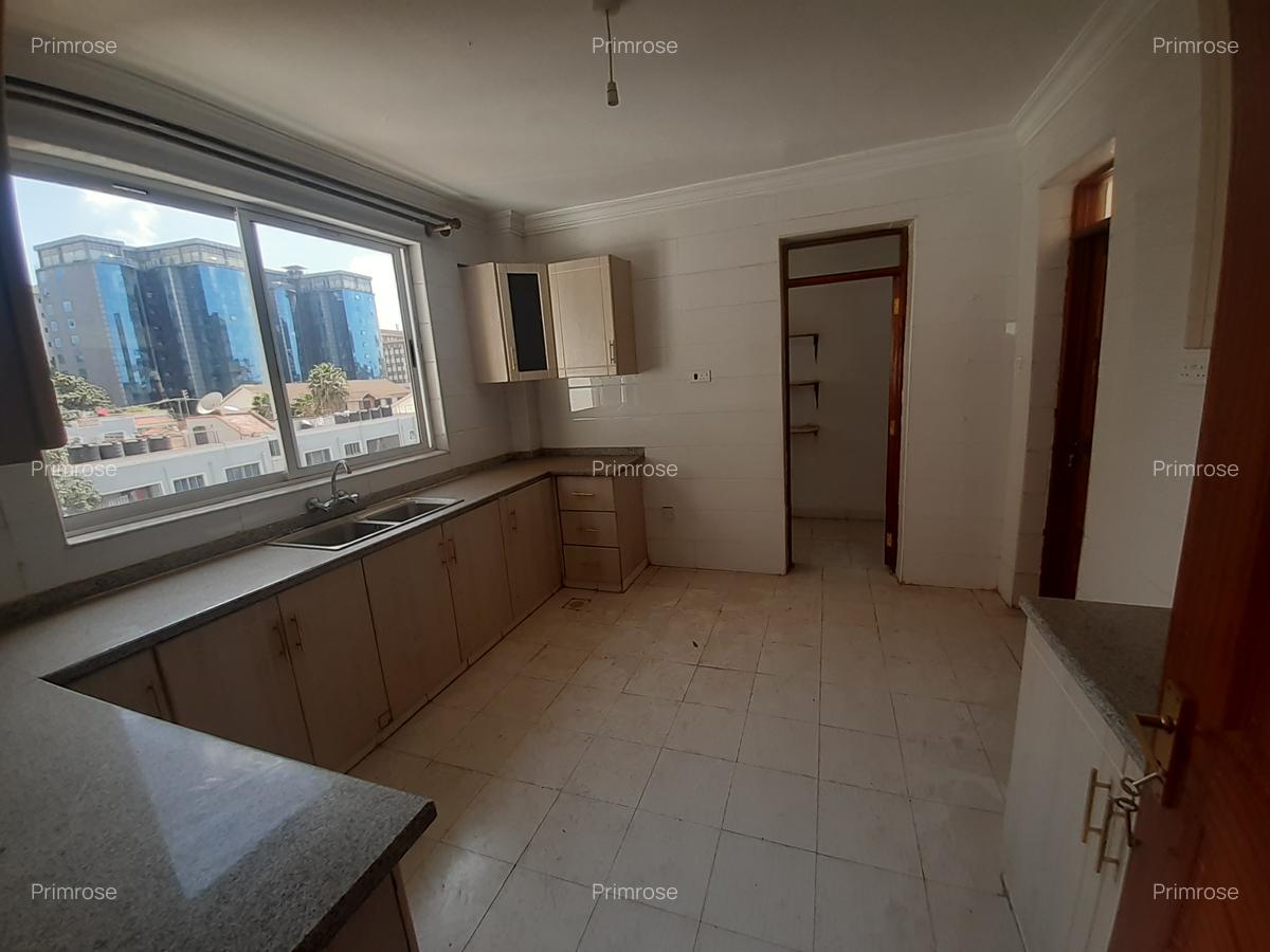 3 Bed Apartment in Rhapta Road - 3