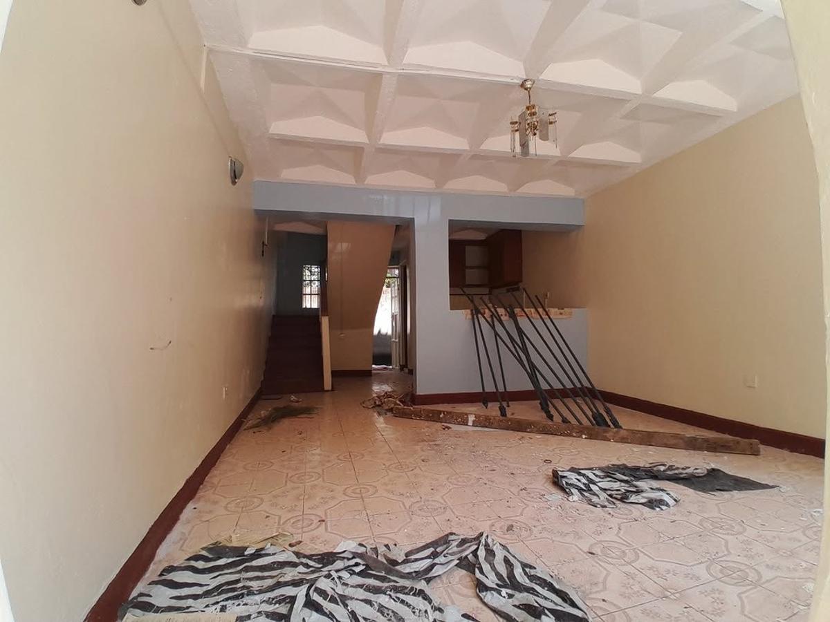 2 Bed House with En Suite in Karen - 3