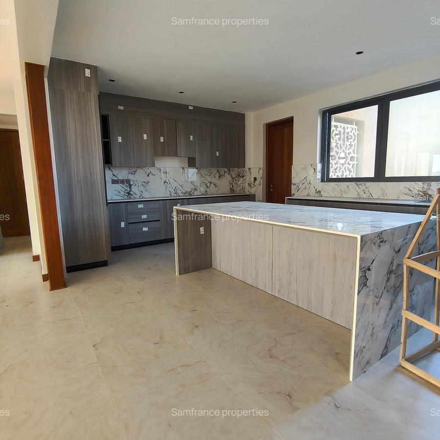 3 Bed Apartment with En Suite at Simba Road - 8