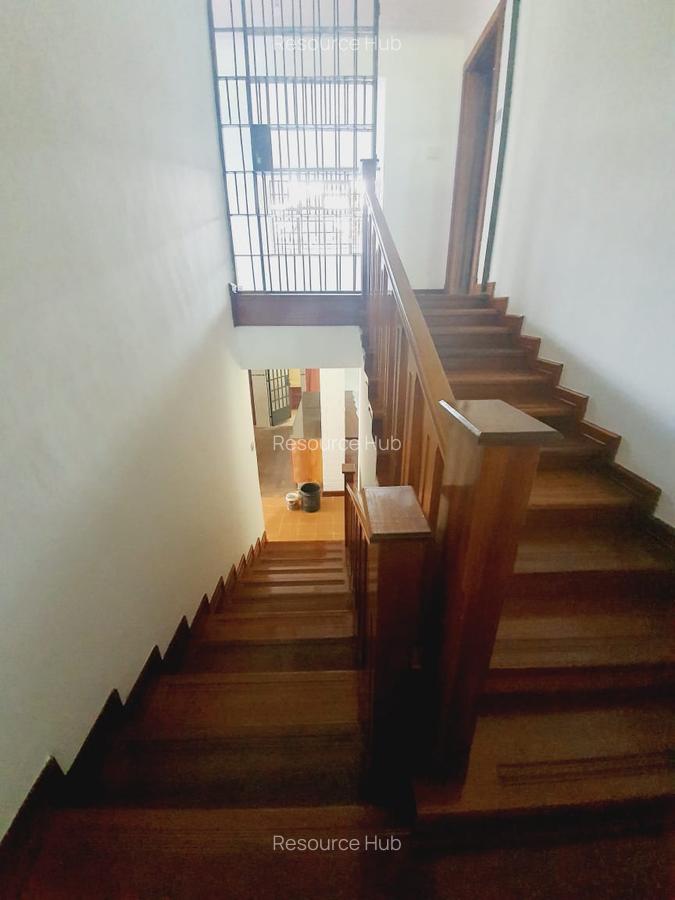 4 Bed Townhouse with En Suite at Peponi Road - 12