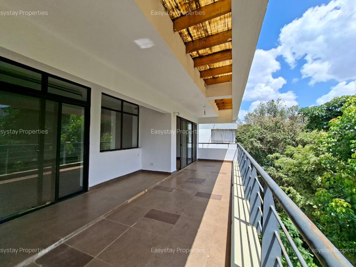 3 Bed Apartment with En Suite in Westlands Area - 1