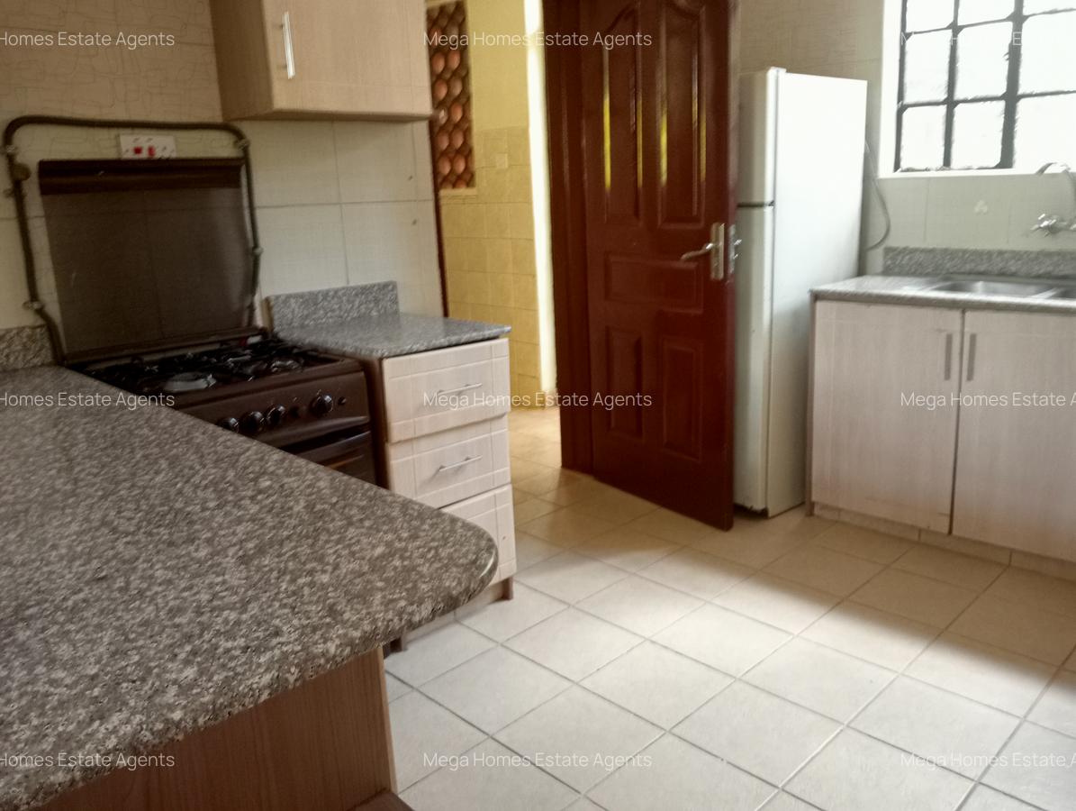 3 Bed Townhouse with En Suite in Kiambu Road - 10