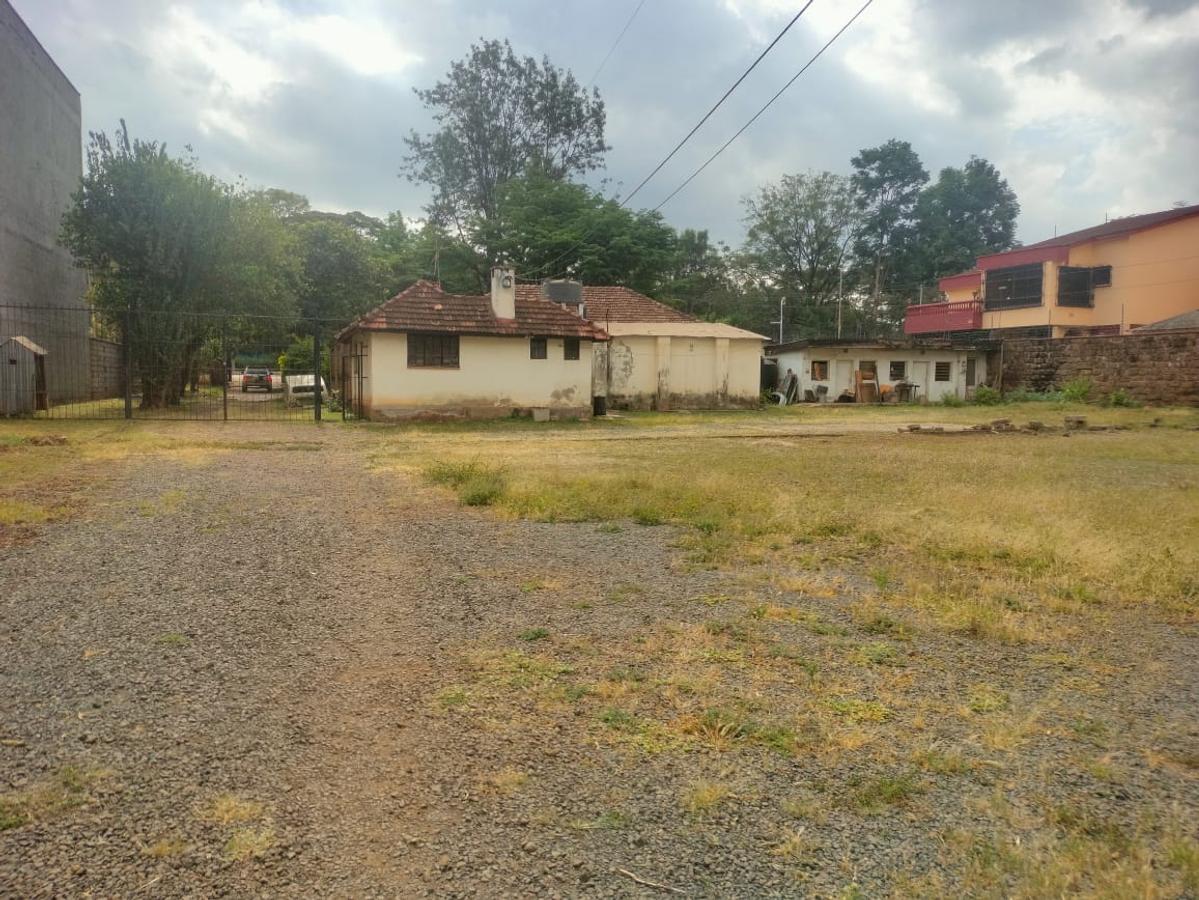 Land at 1 Acre At 490M And 3/4 Acre At 400M Off Peponi Road - 1