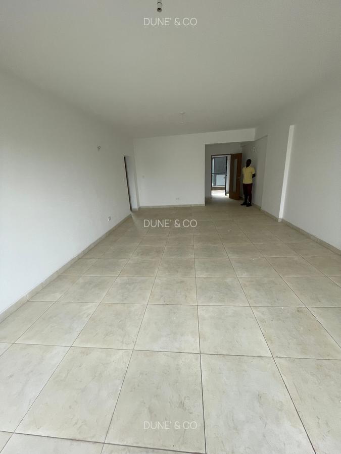 Serviced 3 Bed Apartment with En Suite in Westlands Area - 4