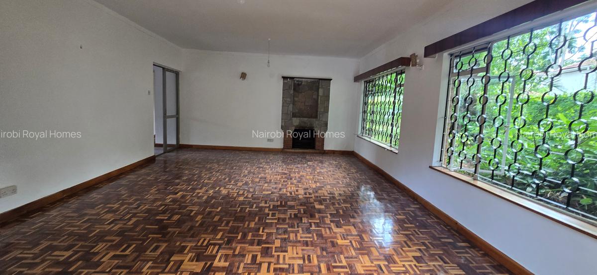 4 Bed Townhouse with En Suite at Convent Drive - 7