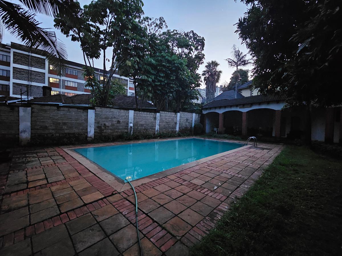 3 Bed Apartment with En Suite in Kileleshwa - 2