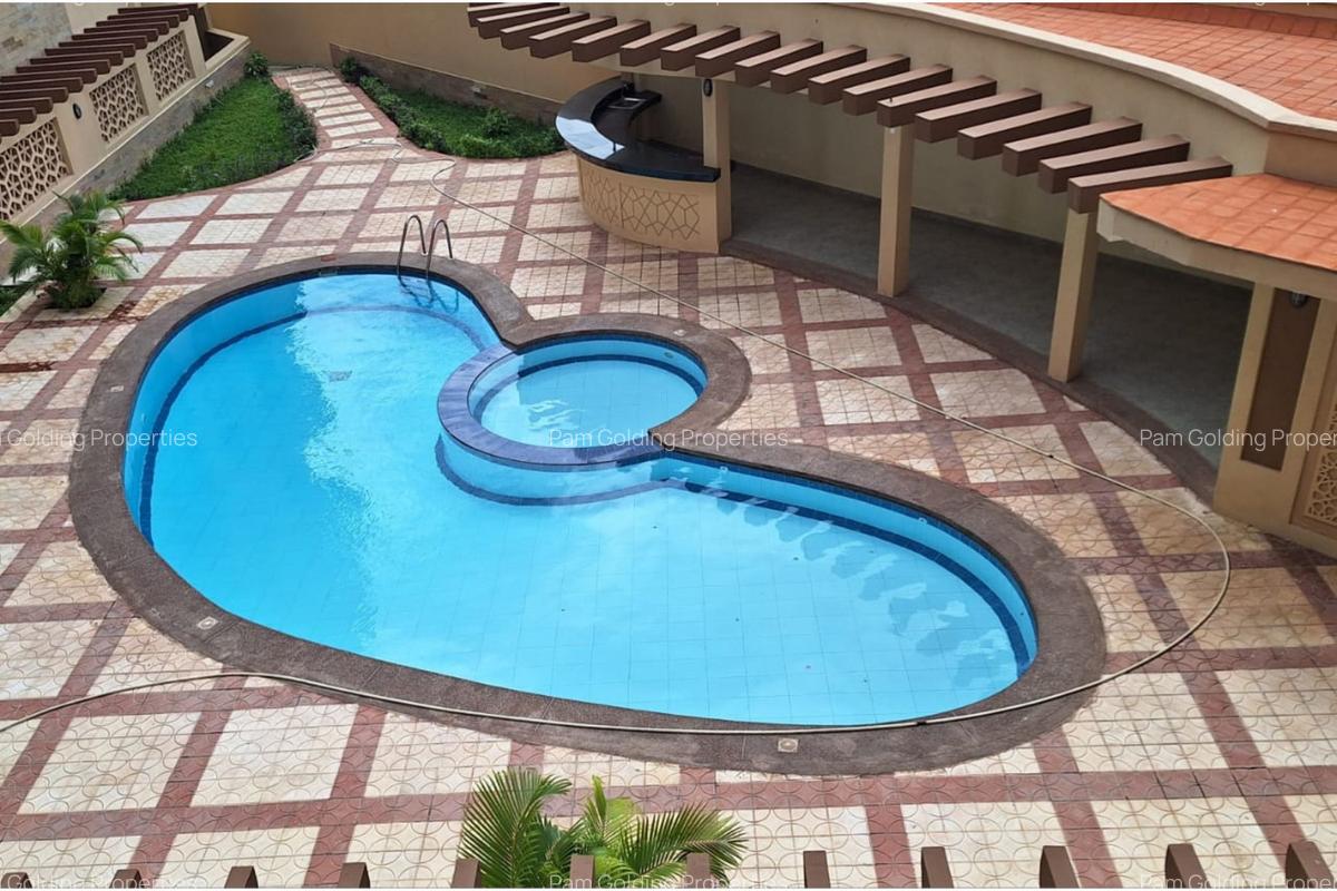 3 Bed Apartment with En Suite in Nyali Area - 11