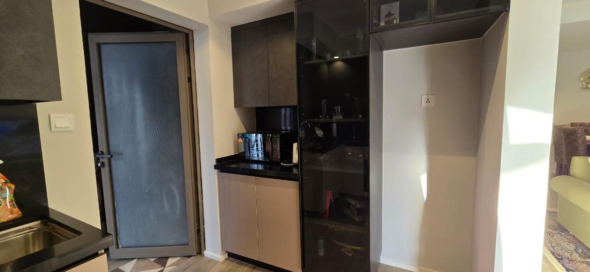 Serviced 2 Bed Apartment with En Suite at Red Hill - 8