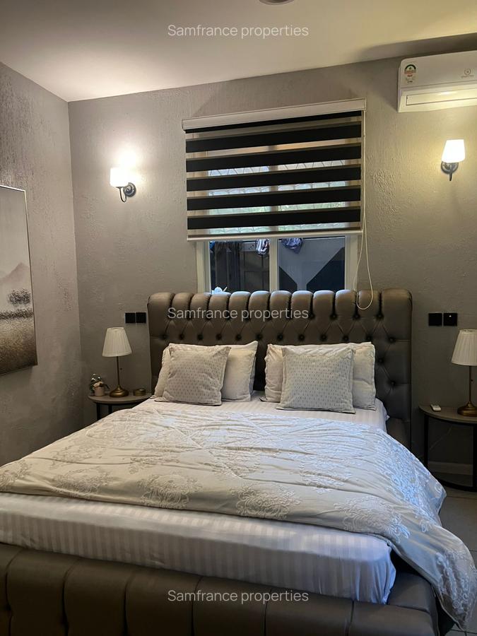 3 Bed Apartment with En Suite at Green Wood - 3