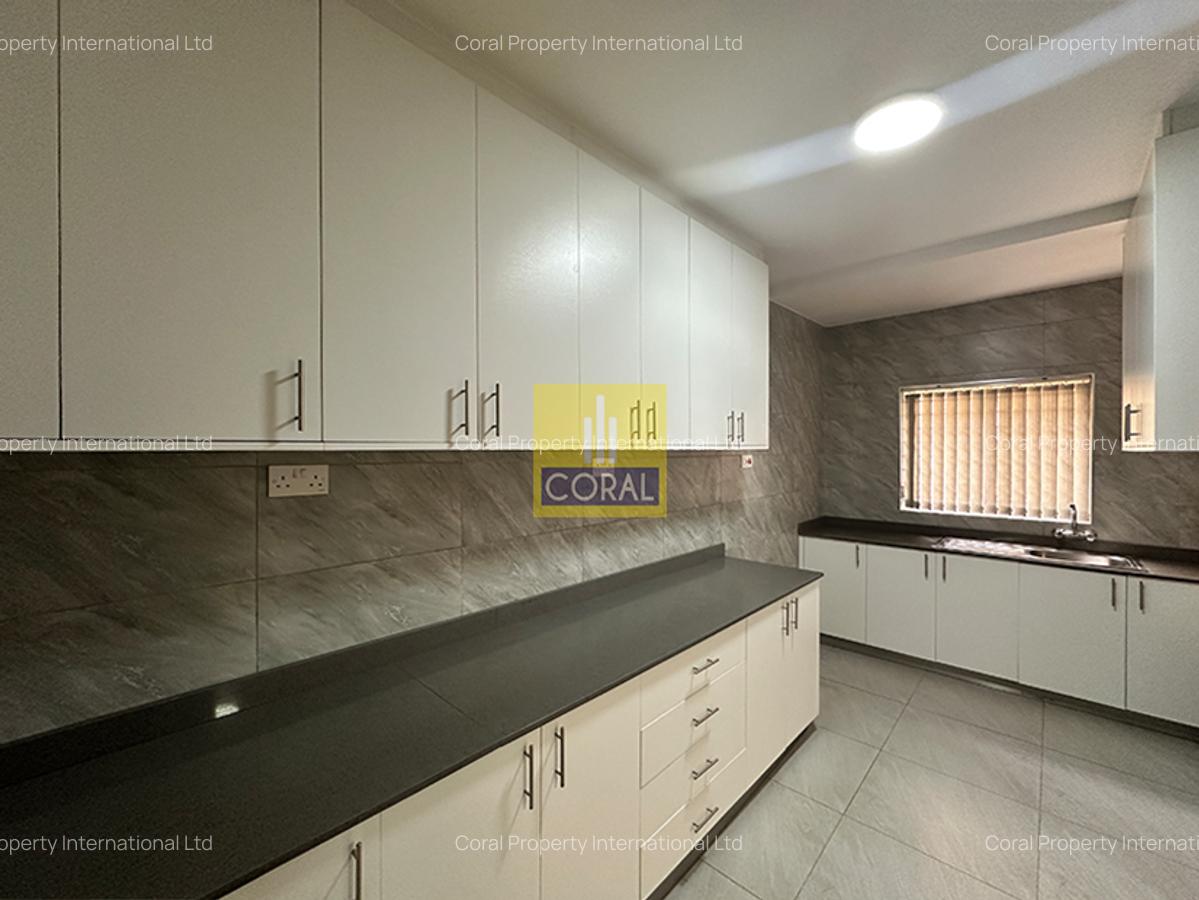 2 Bed Apartment in Parklands - 4
