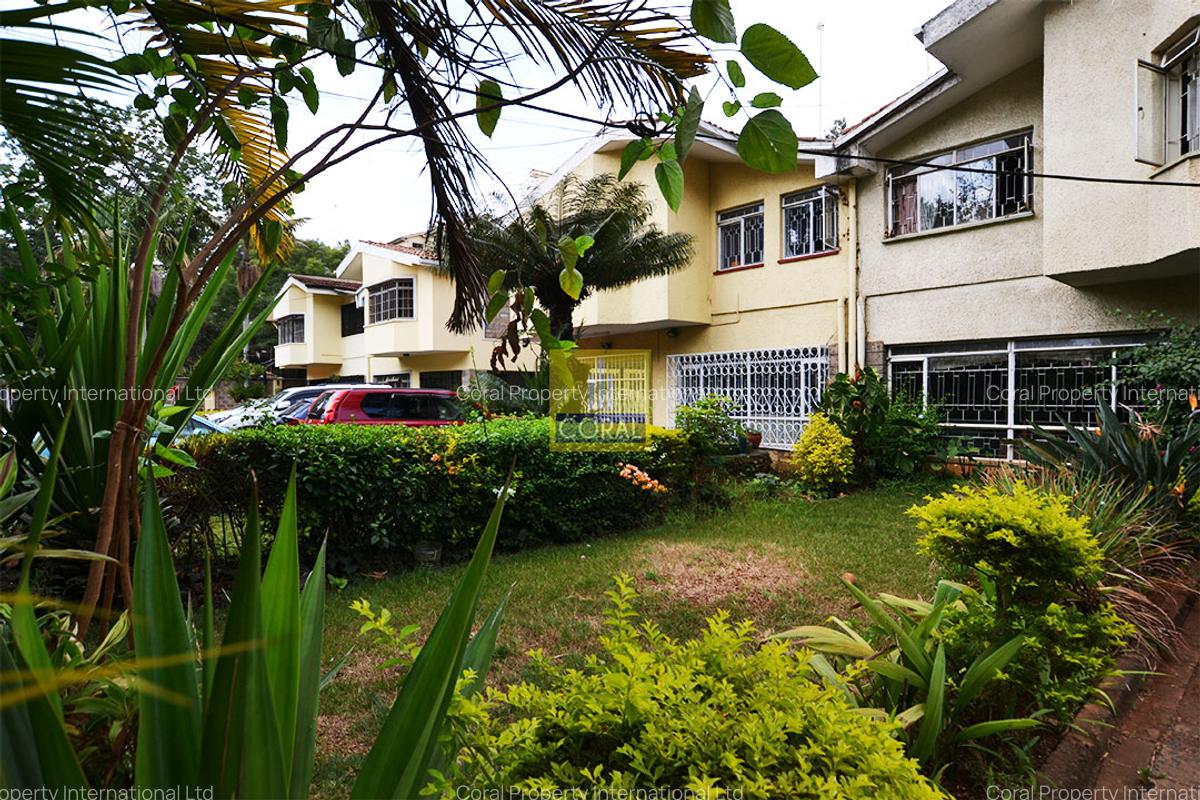 4 Bed Townhouse in Rhapta Road - 1