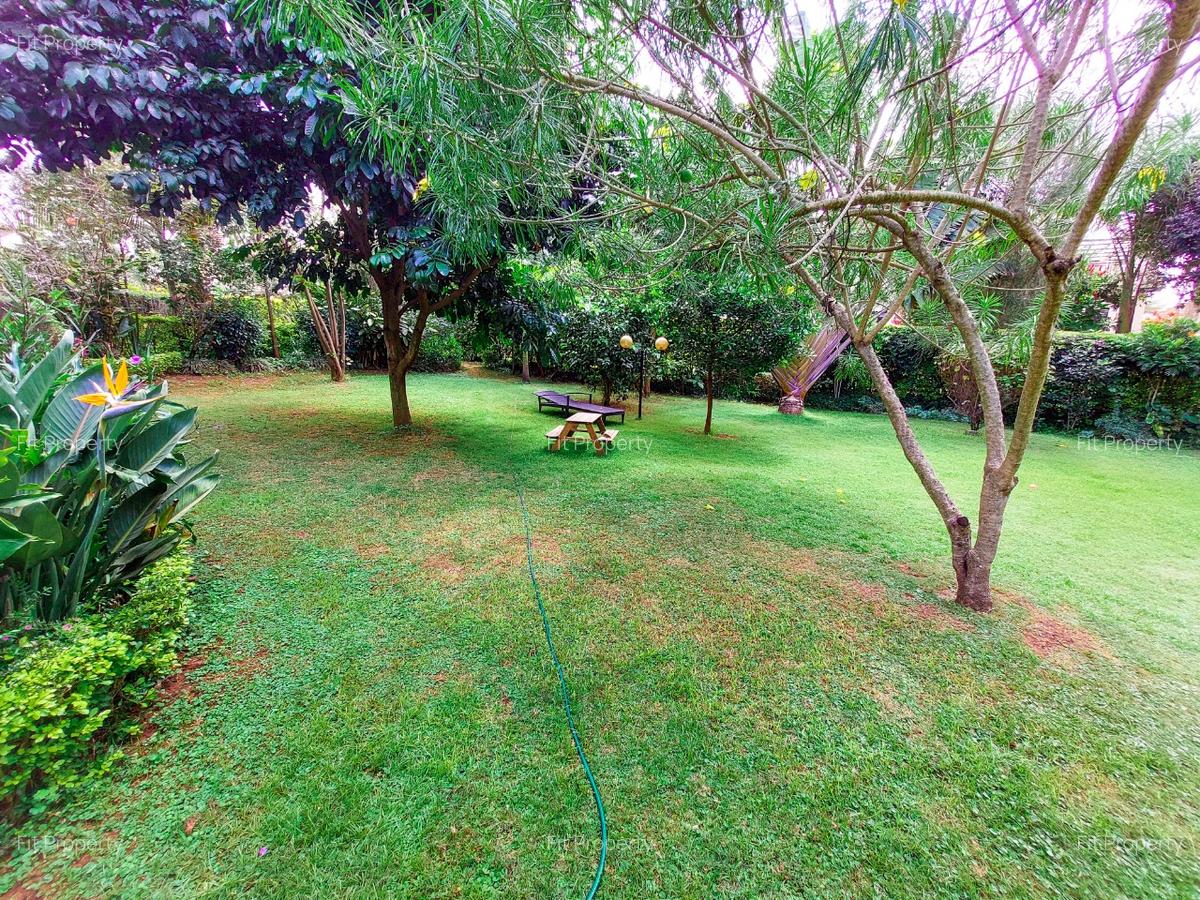 4 Bed House with En Suite at Nairobi - 18