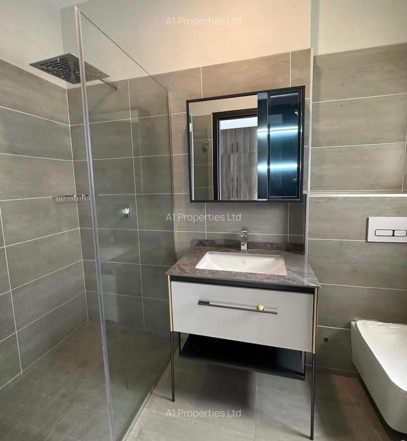 3 Bed Apartment with En Suite in Riverside - 19