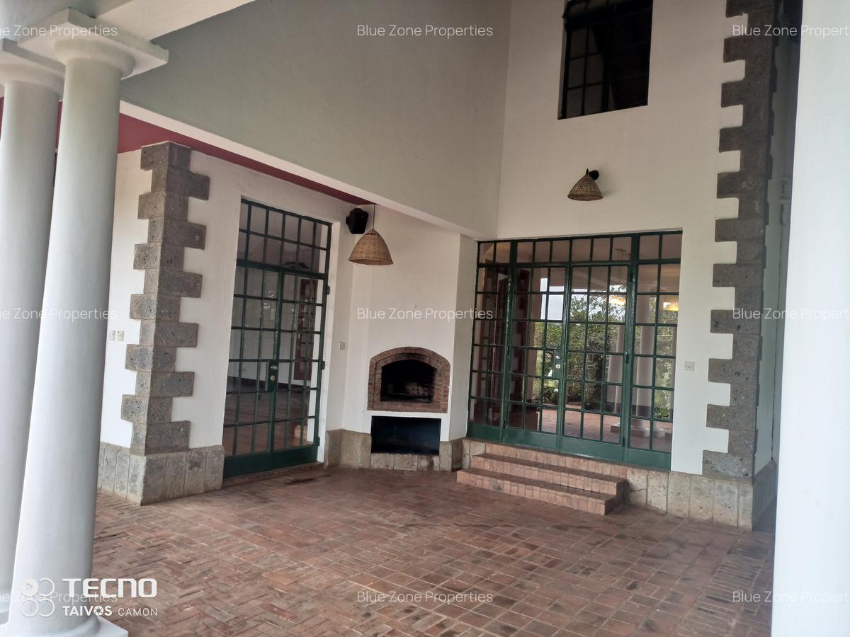 3 Bed House with En Suite at Windsor - 5