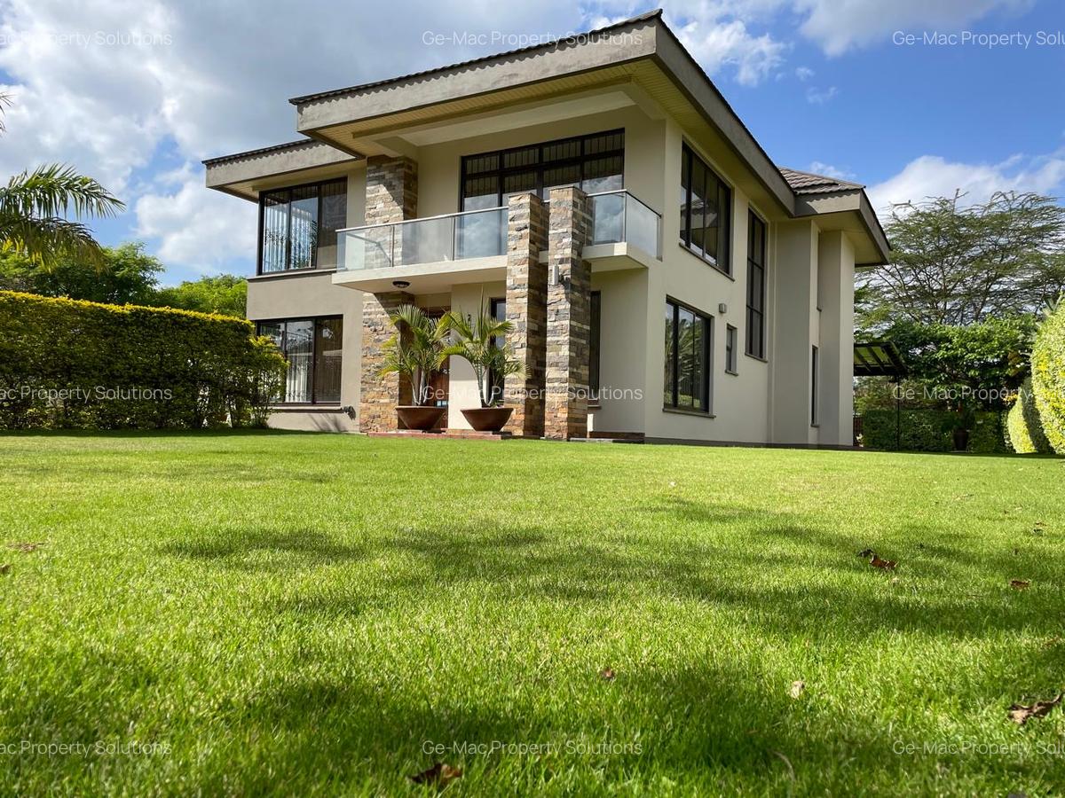 4 Bed House with En Suite in Garden Estate - 1