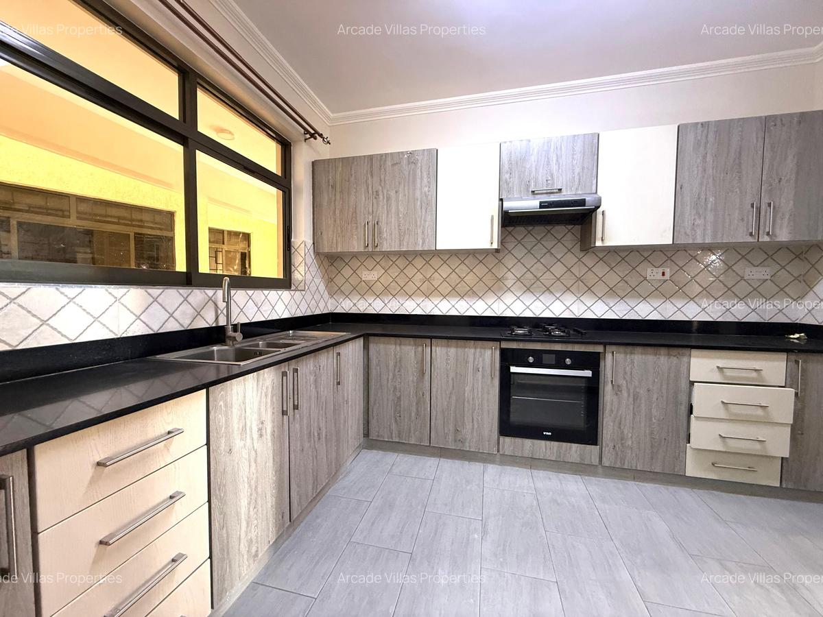 2 Bed Apartment with En Suite in Kileleshwa - 5