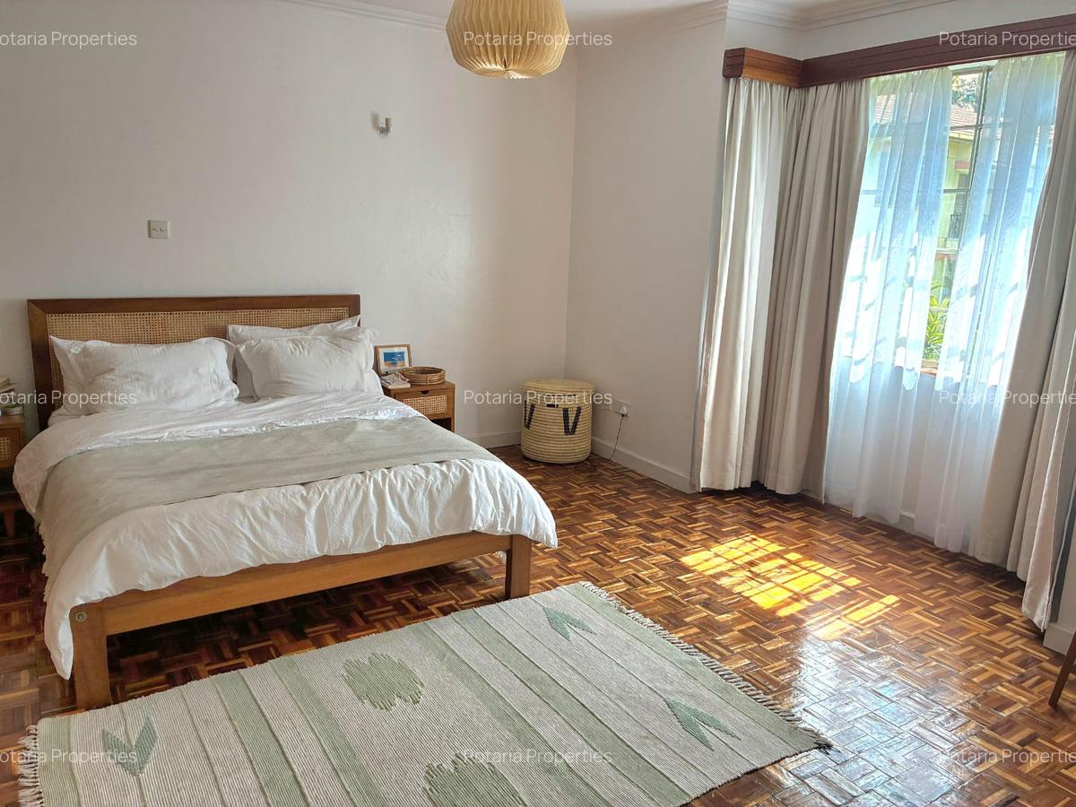 3 Bed Apartment with En Suite in Lavington - 6