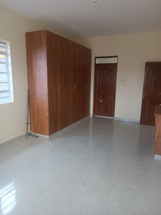 3 Bed House with En Suite in Kitengela - 4