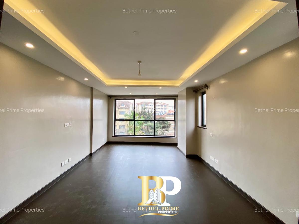 3 Bed Apartment with En Suite in Lavington - 2