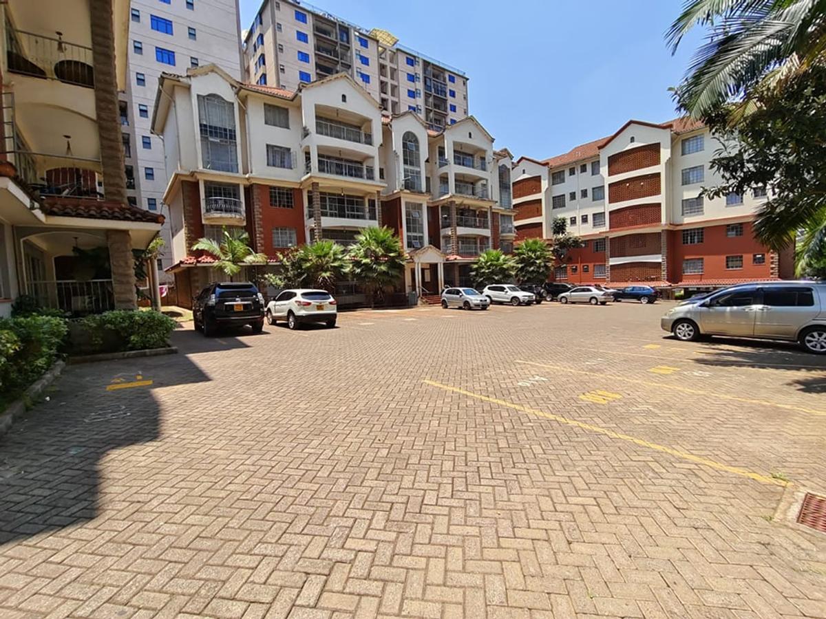 3 Bed Apartment with En Suite in Kilimani - 1