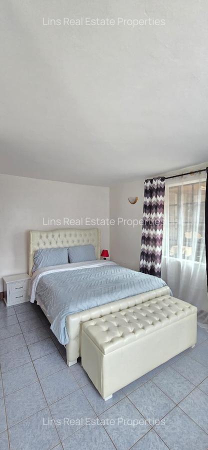 3 Bed House with En Suite in Ridgeways - 19