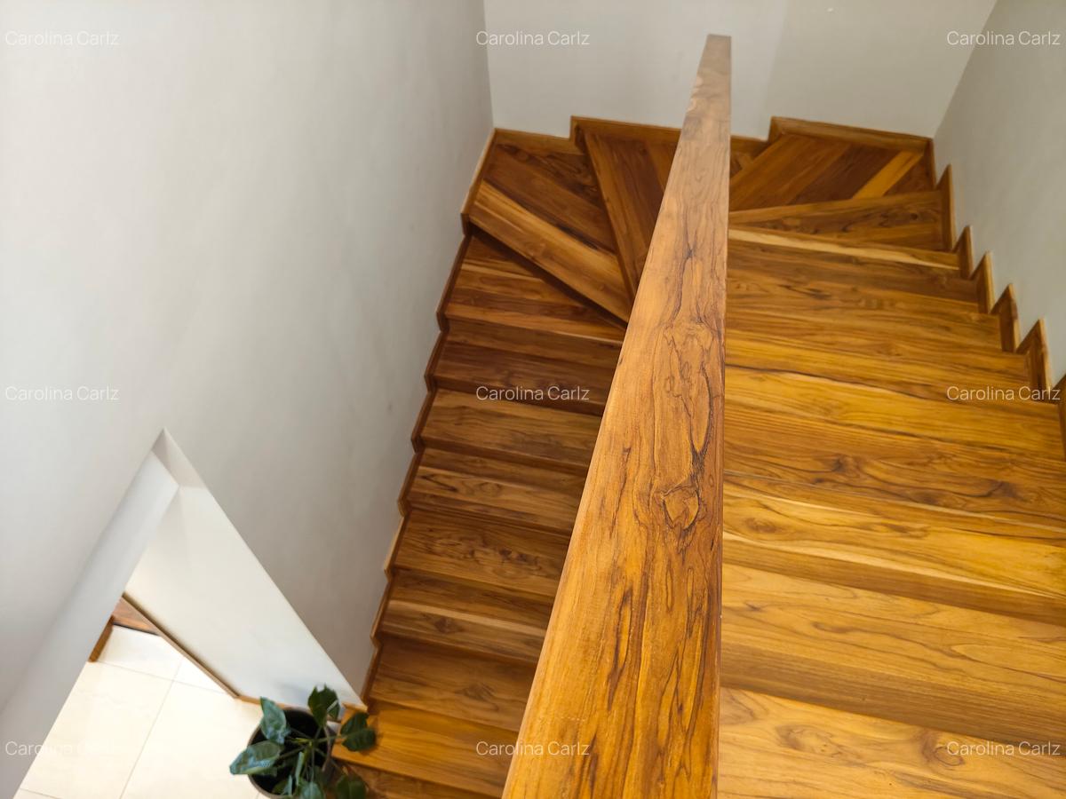 4 Bed Townhouse with En Suite at Loresho - 16