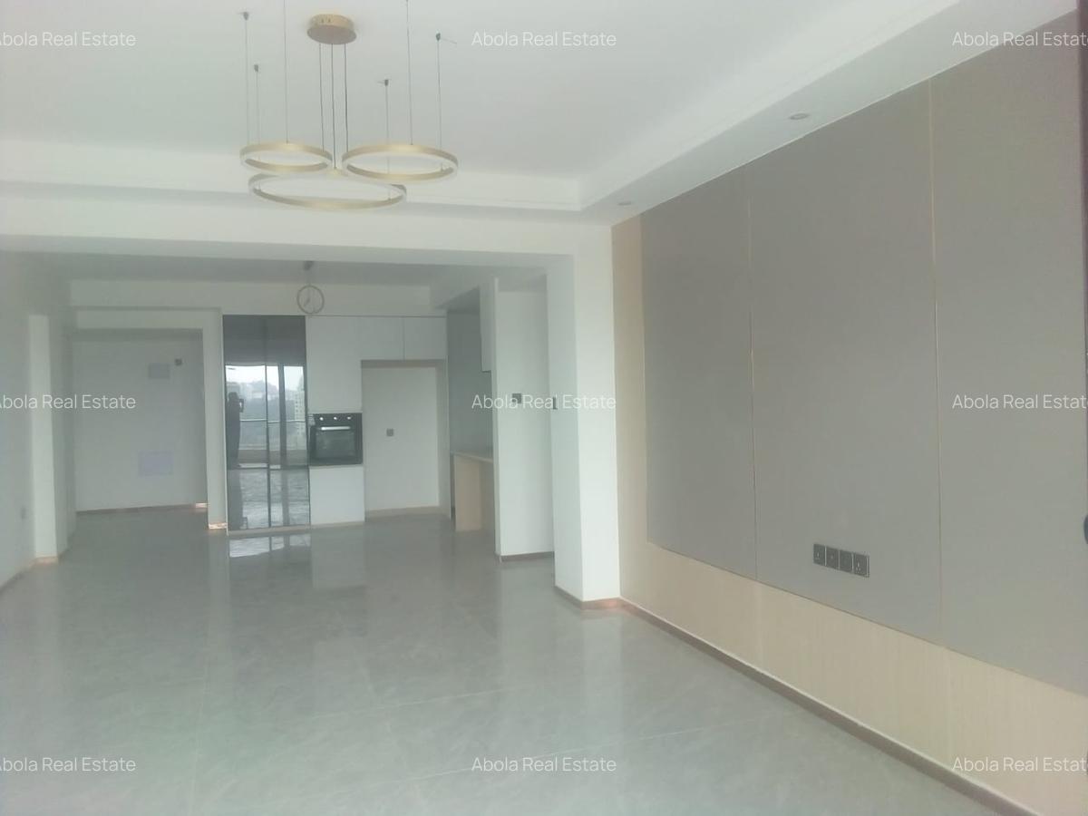 2 Bed Apartment with En Suite at Riverside Drive - 13