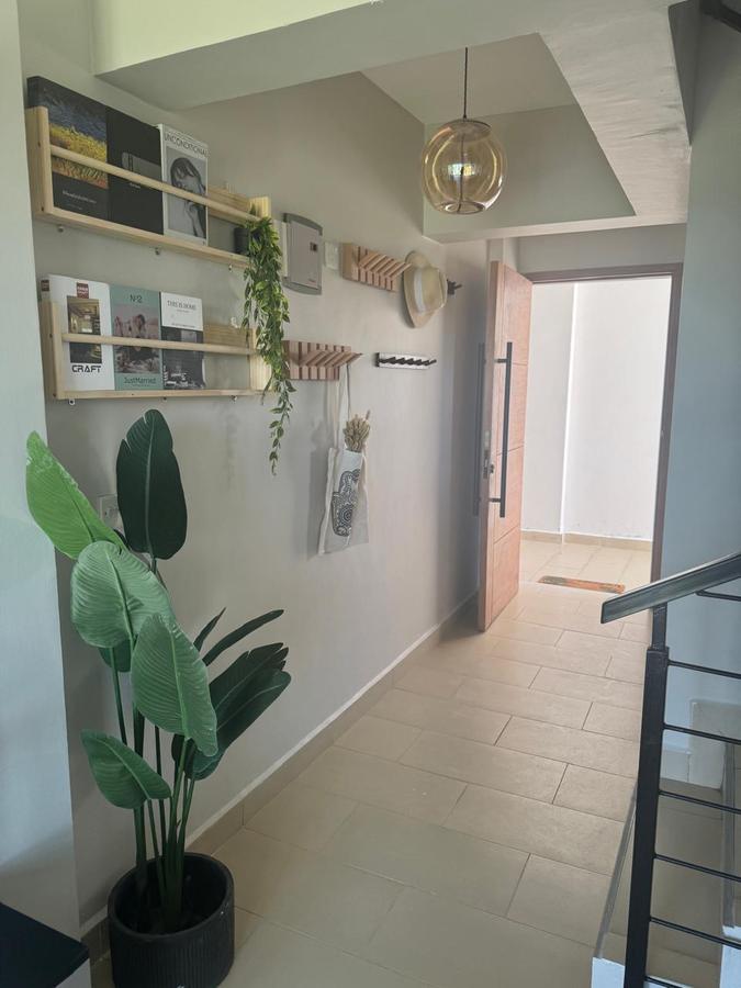 1 Bed Apartment with En Suite in Kitisuru - 3