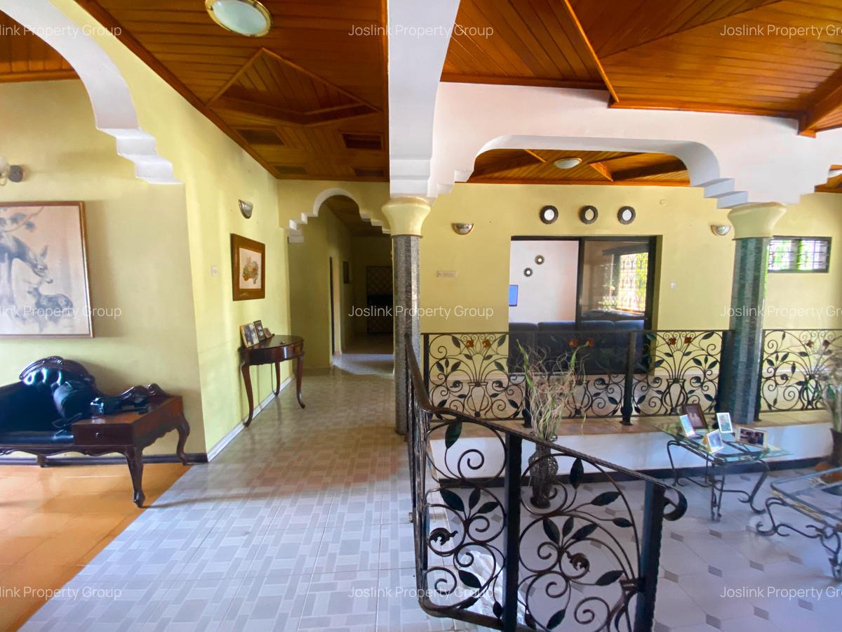 4 Bed Villa with En Suite in Nyali Area - 9