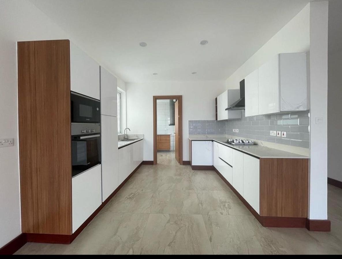 2 Bed Apartment with En Suite at City Park Drive - 15