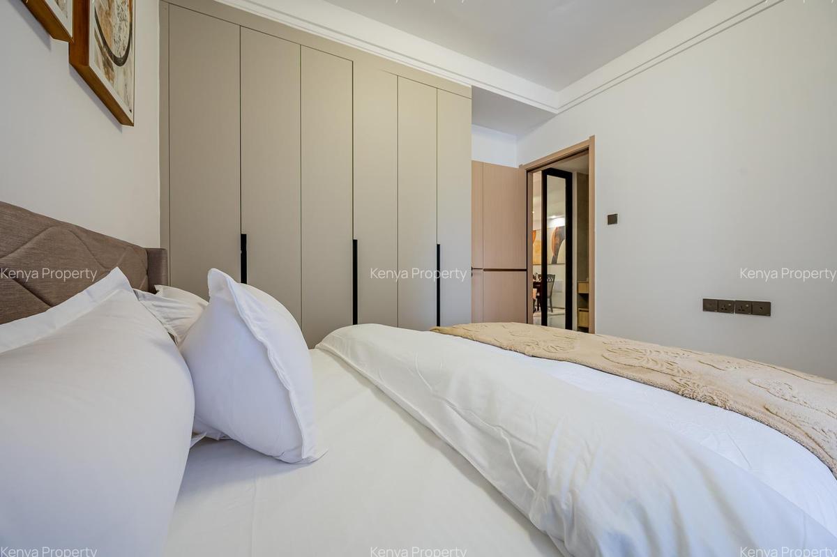 Serviced 2 Bed Apartment with En Suite at Riverside - 2