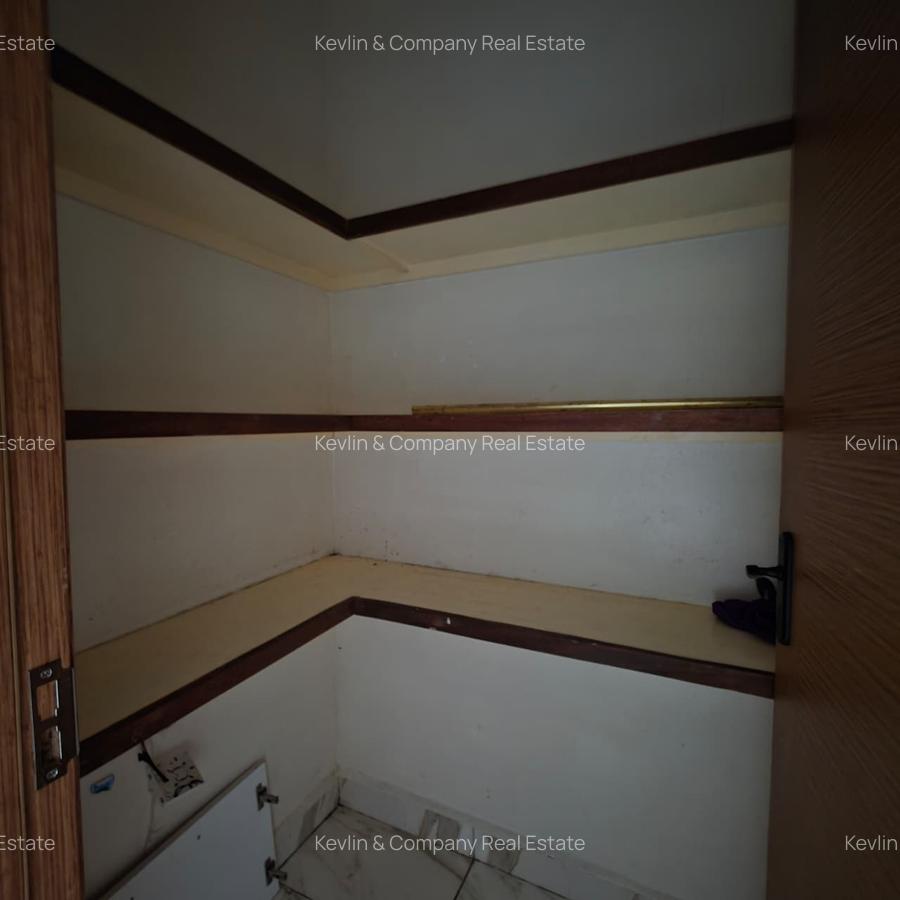 2 Bed Apartment with En Suite in Kilimani - 8