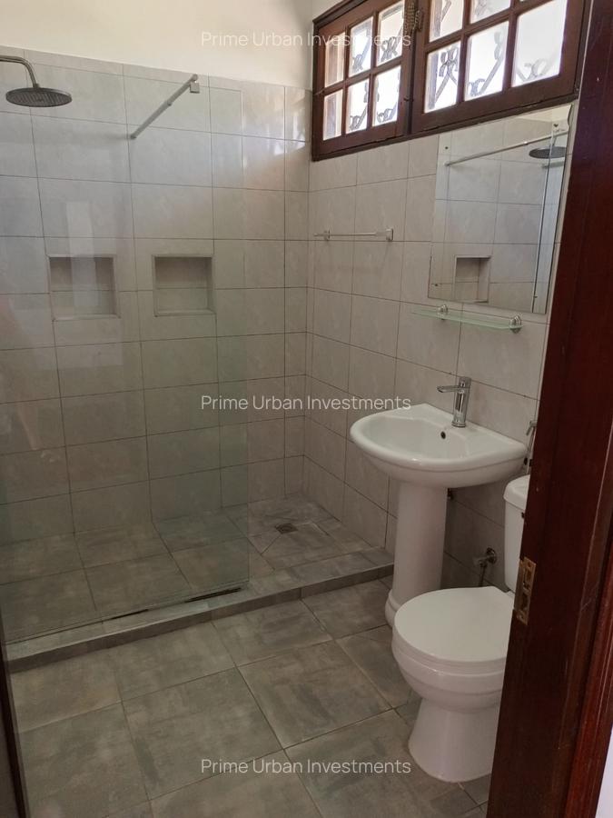 4 Bed Townhouse with En Suite in Shanzu - 9