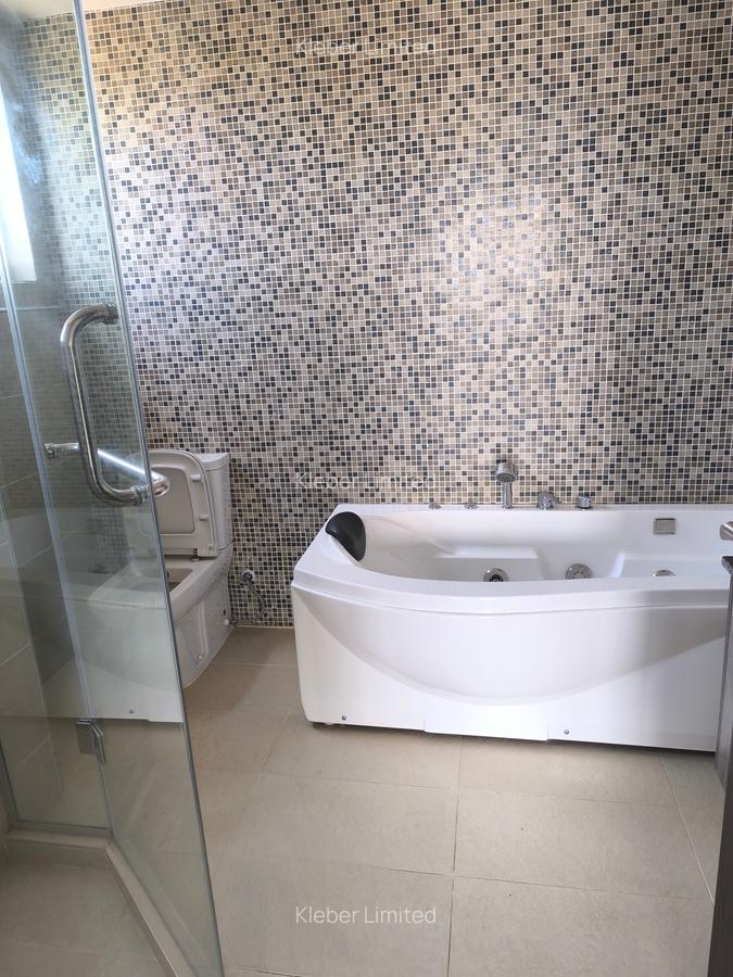 5 Bed Apartment with En Suite at Gitanga Road - 8