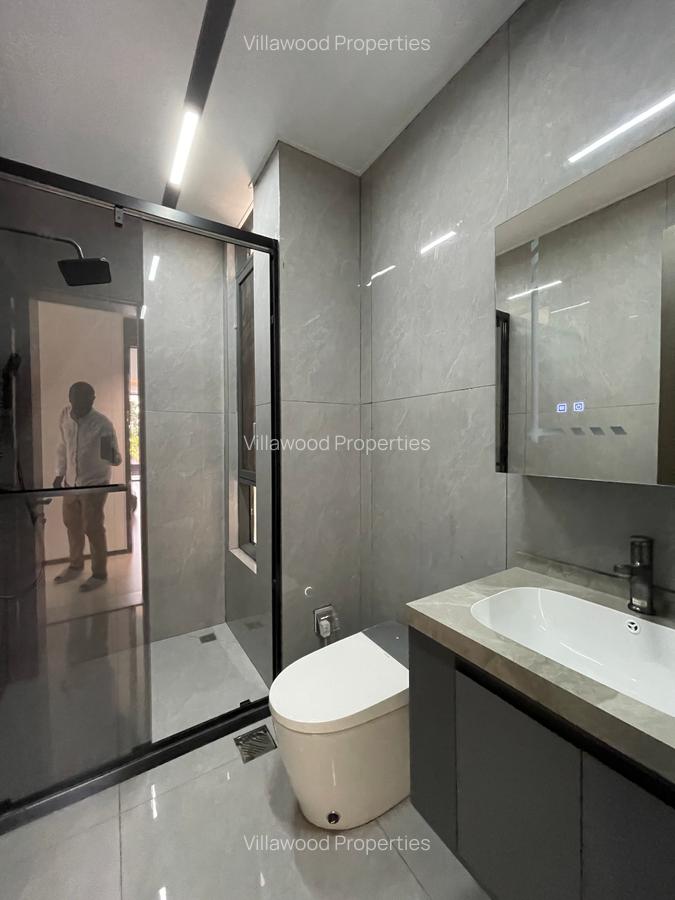 5 Bed Villa with En Suite in Lavington - 15