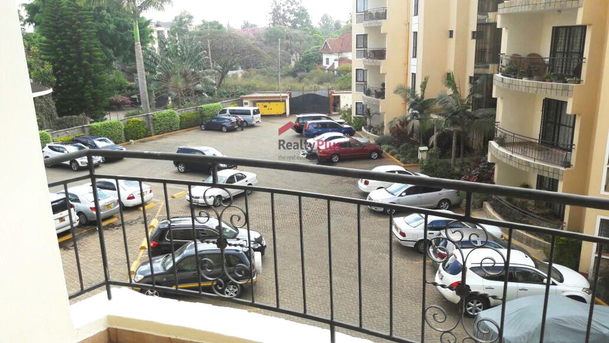 3 Bed Apartment with En Suite in Kileleshwa - 16