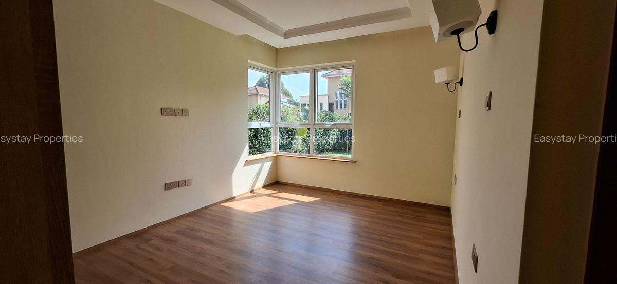 4 Bed Villa with En Suite in Runda - 11