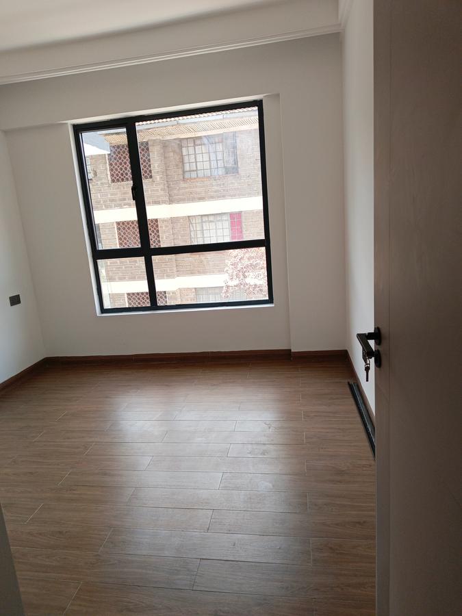 3 Bed Apartment with En Suite in Kilimani - 16