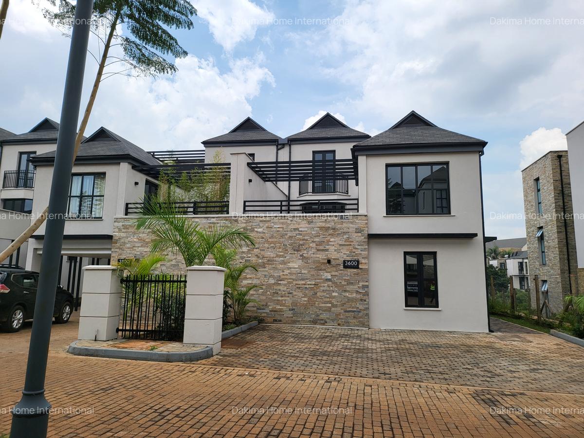 4 Bed Townhouse with En Suite in Runda - 1