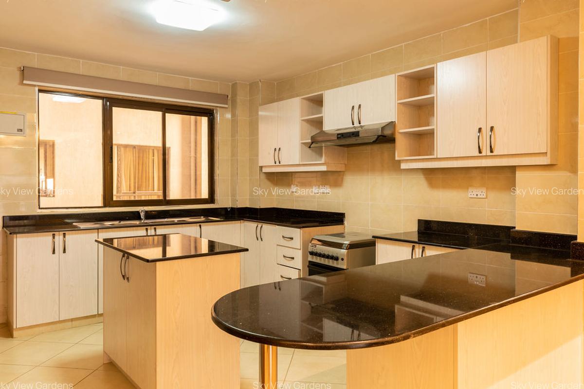 3 Bed Apartment with En Suite at Church Road - 5
