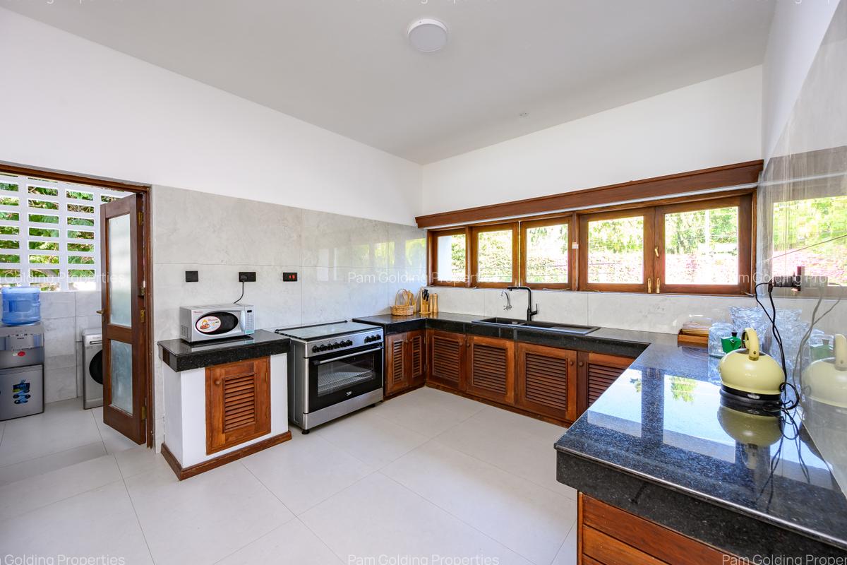 3 Bed Apartment with Swimming Pool at Cement Road - 16