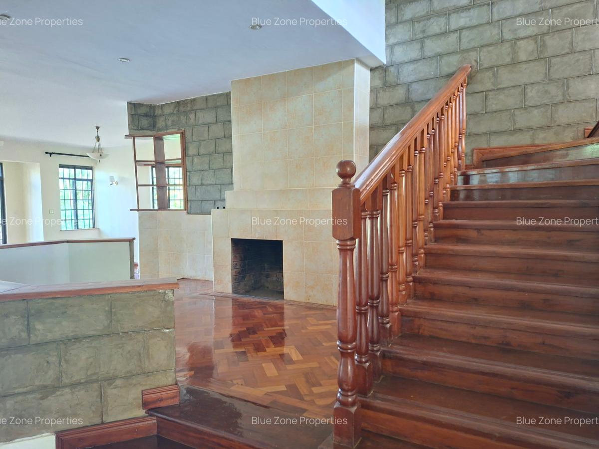 4 Bed House with En Suite at Off Mimosa Rd - 6